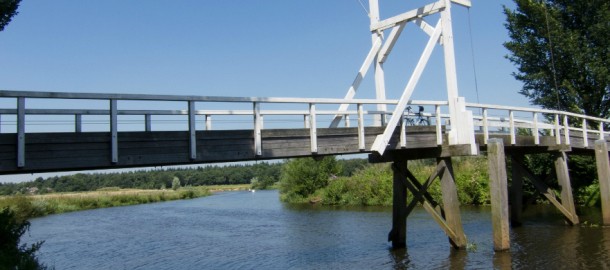 20131012 fietsersbrug+over+de+regge